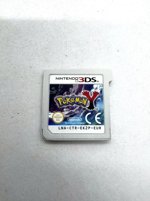 Pokemon Y Nintendo 3DS (game only)