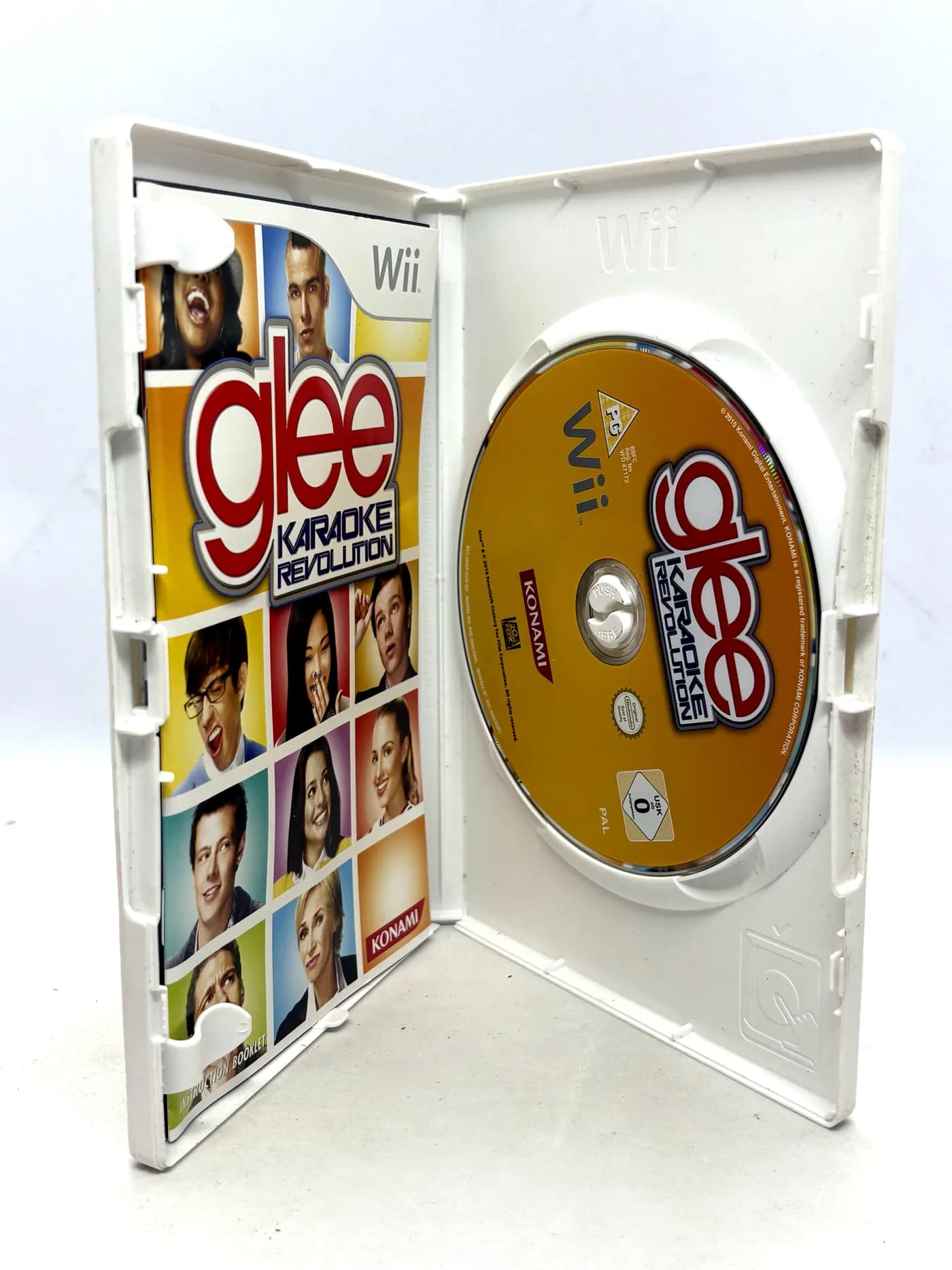 Karaoke Revolution Glee Nintendo Wii