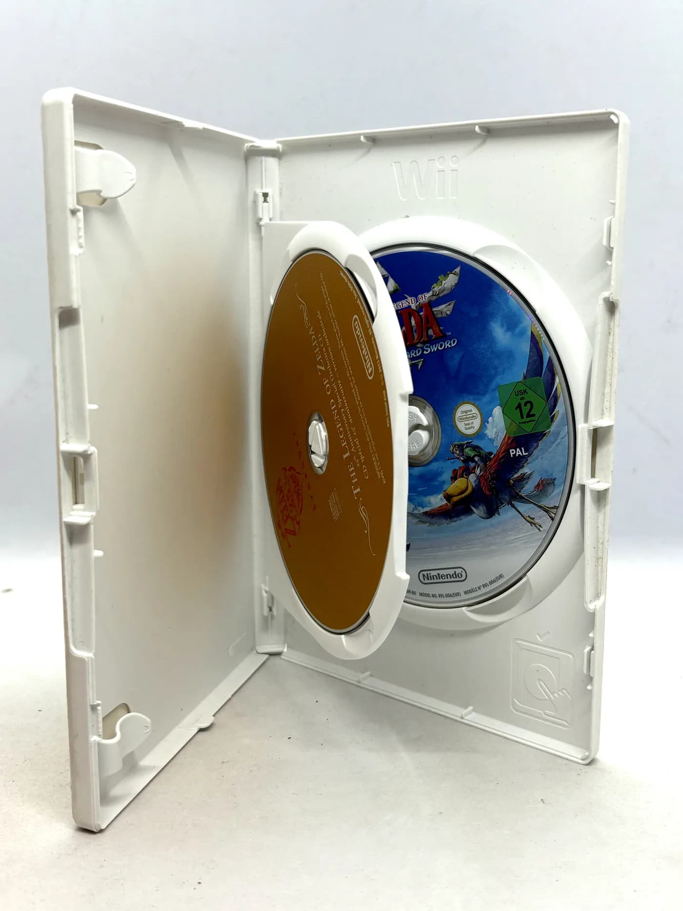 The Legend of Zelda Skyward Sword Limited Edition Nintendo Wii