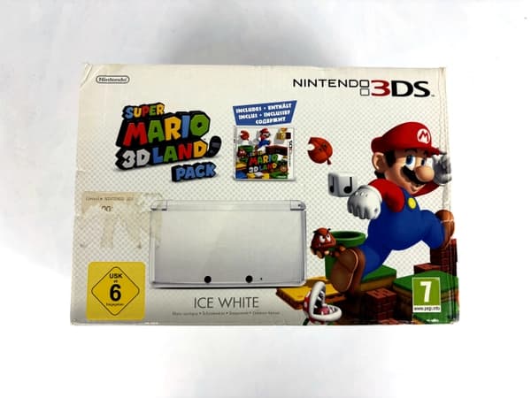 Nintendo 3DS Super Mario 3D Land Pack Console Complete