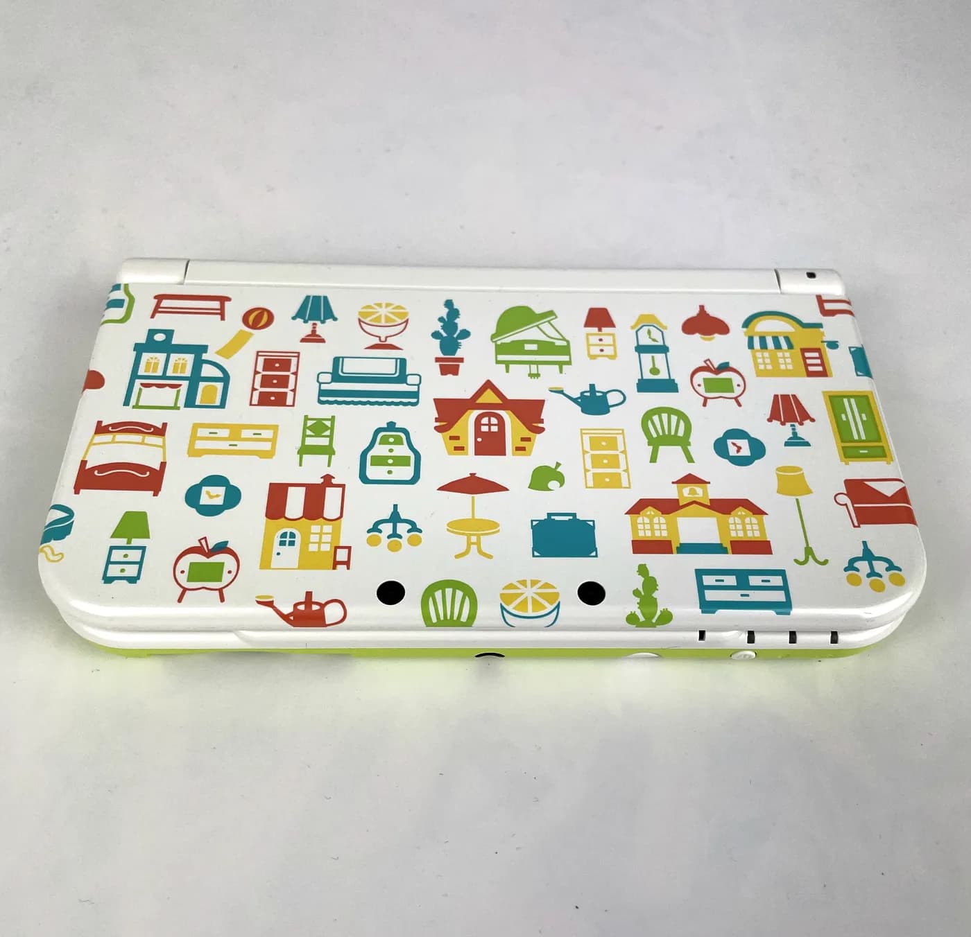 New Nintendo 3DS XL Animal Crossing Console Bundle (IPS Top)