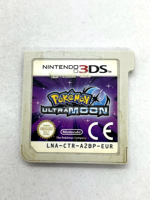Pokemon Ultra Moon Nintendo 3DS (game only)