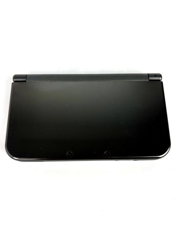 New Nintendo 3DS XL Metallic Black Console Kit (IPS Top)