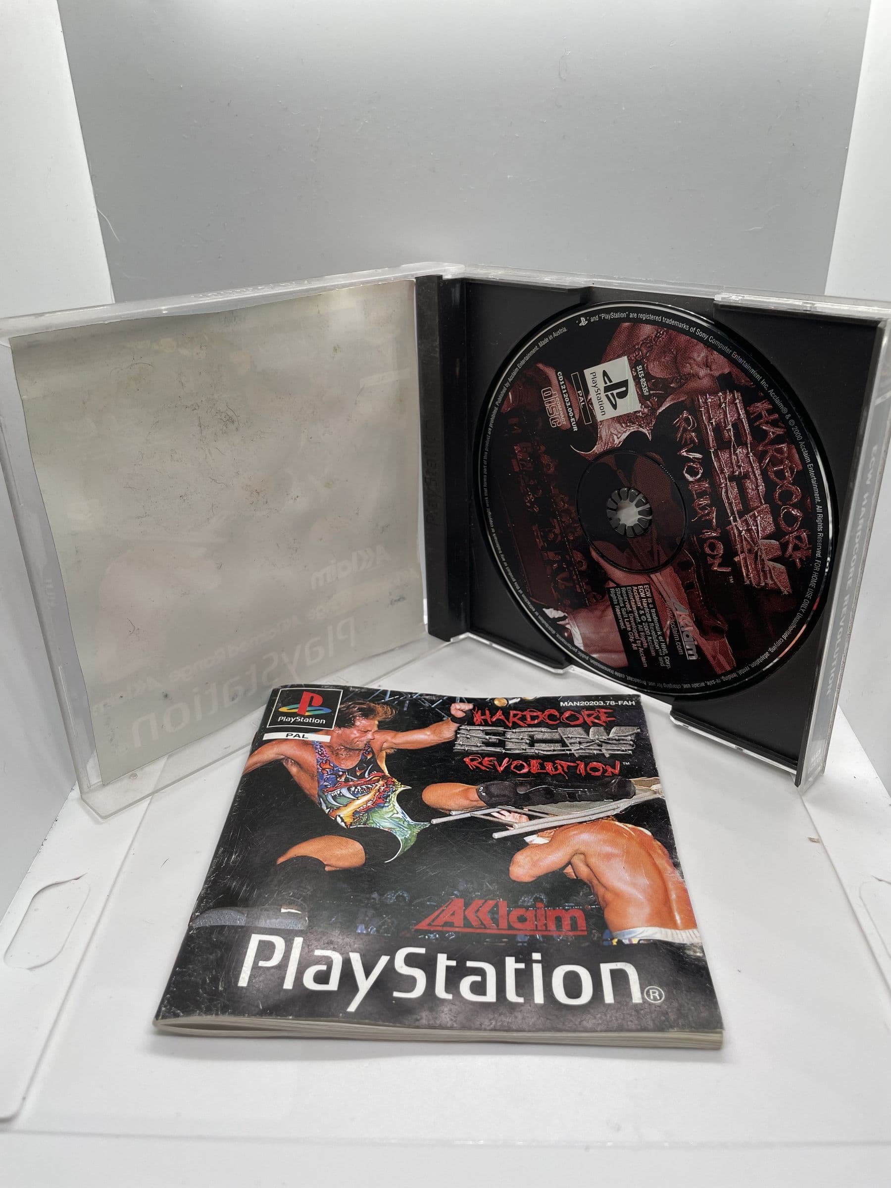 ECW Hardcore Revolution PS1 PSX