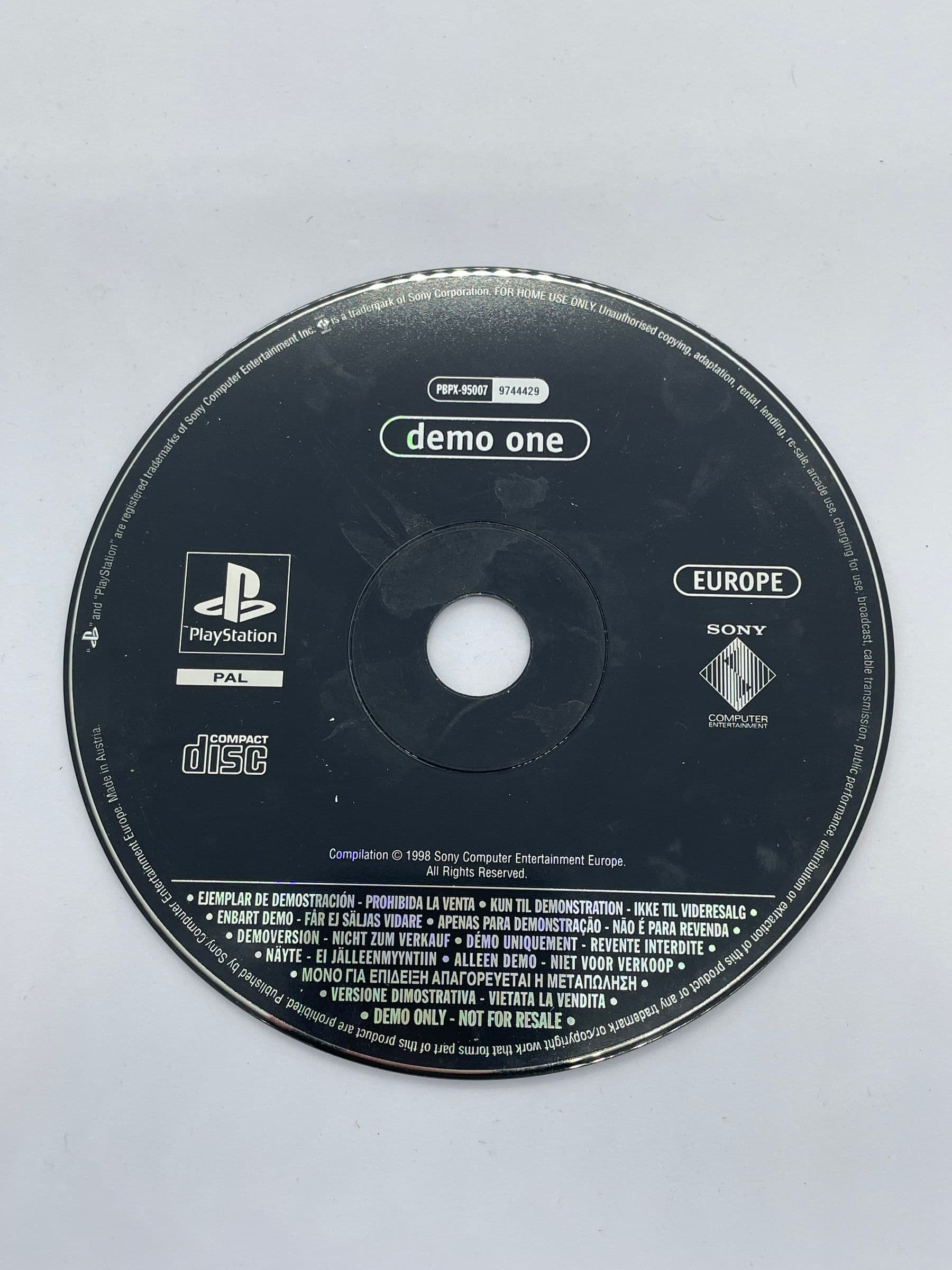 Demo One PS1 PSX (CD)