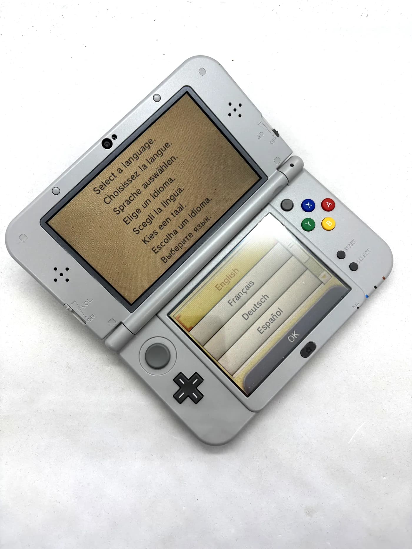 New Nintendo 3DS XL Super Nintendo Edition Console Bundle MINT