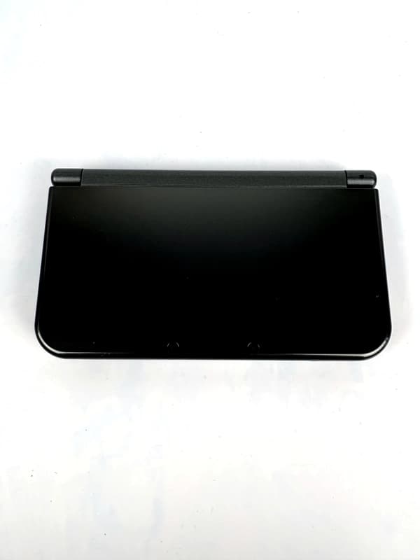 New Nintendo 3DS XL Metallic Black Console + Charger