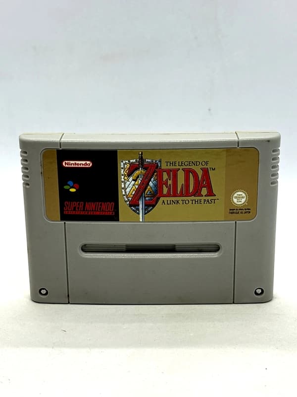 The Legend of Zelda A Link to the Past SNES (game itself)