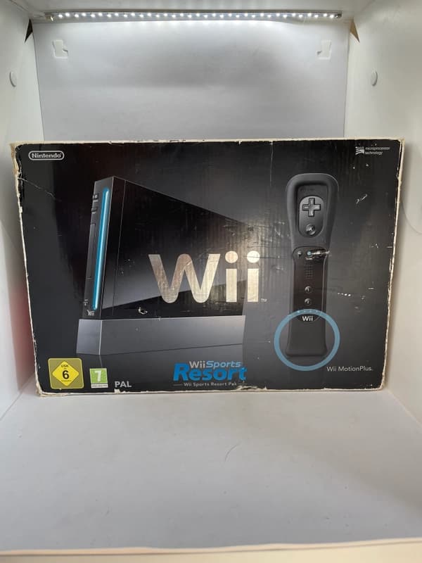Nintendo Wii Console Black + Cardboard Set