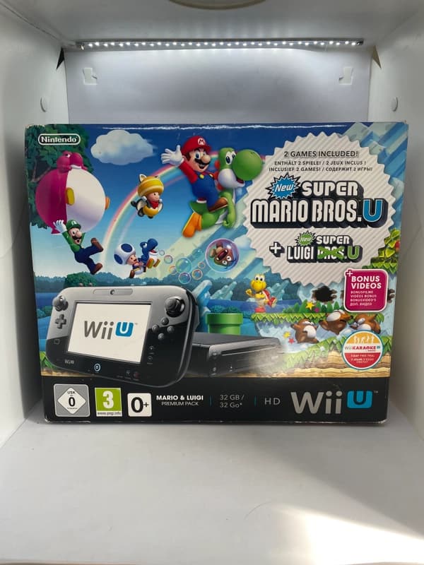 Nintendo Wii U Mario & Luigi Premium Pack console