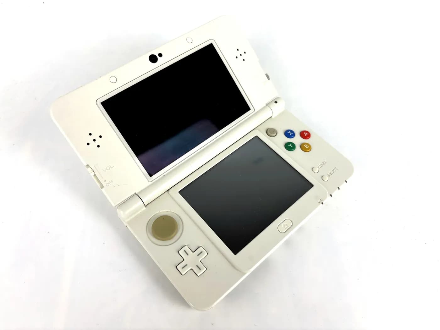 New Nintendo 3DS White Console + Charger