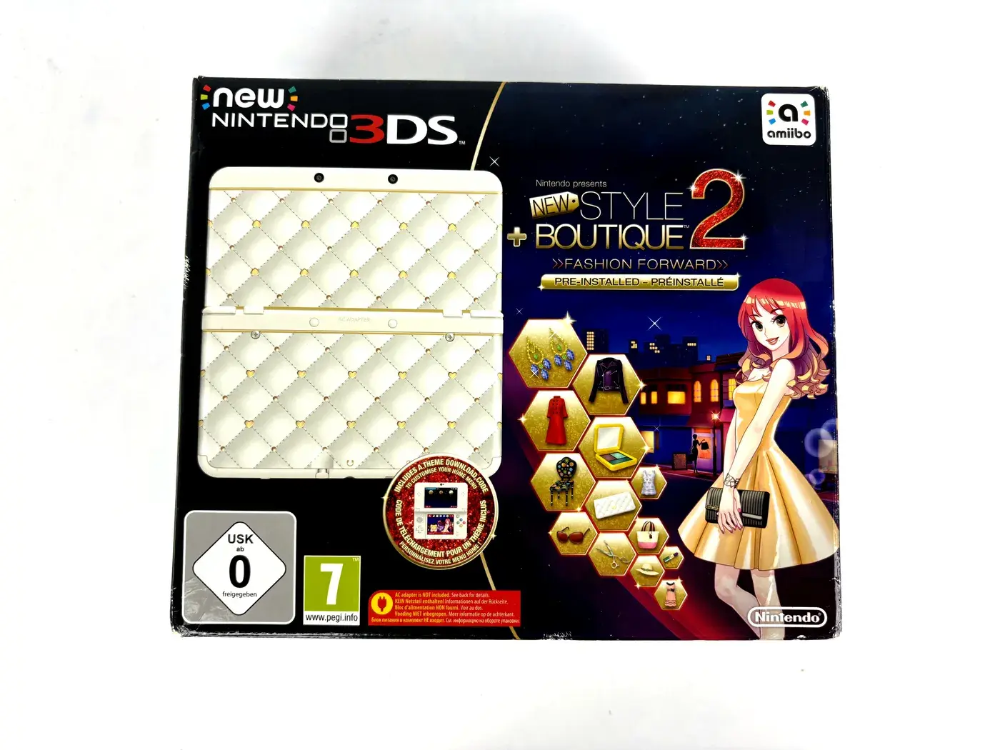 Nintendo New 3DS White New Style Boutique 2 Bundle console