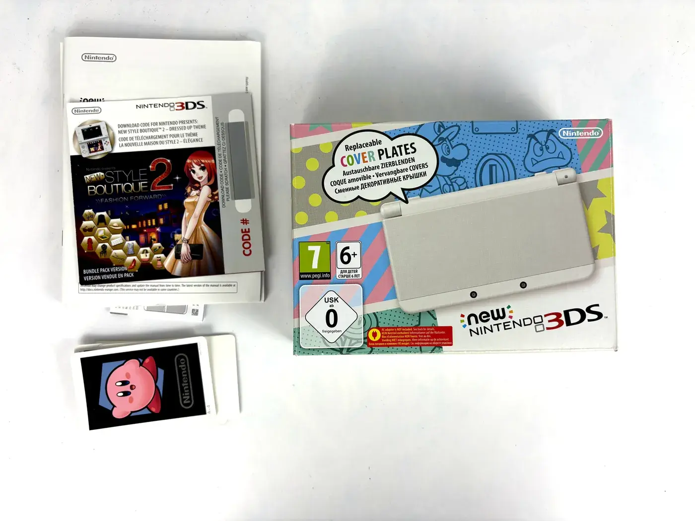 Nintendo New 3DS White New Style Boutique 2 Bundle console