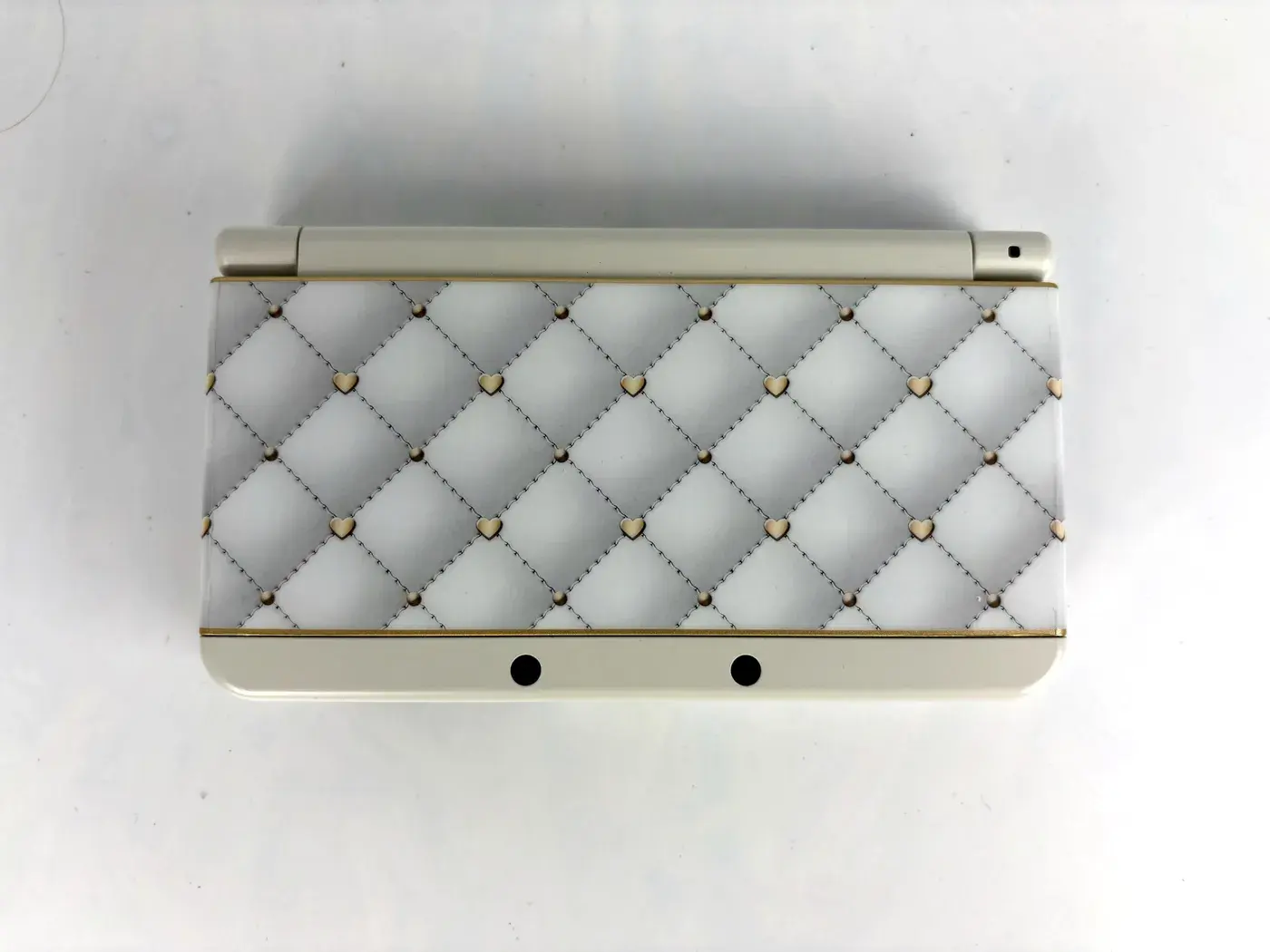 Nintendo New 3DS White New Style Boutique 2 Bundle console
