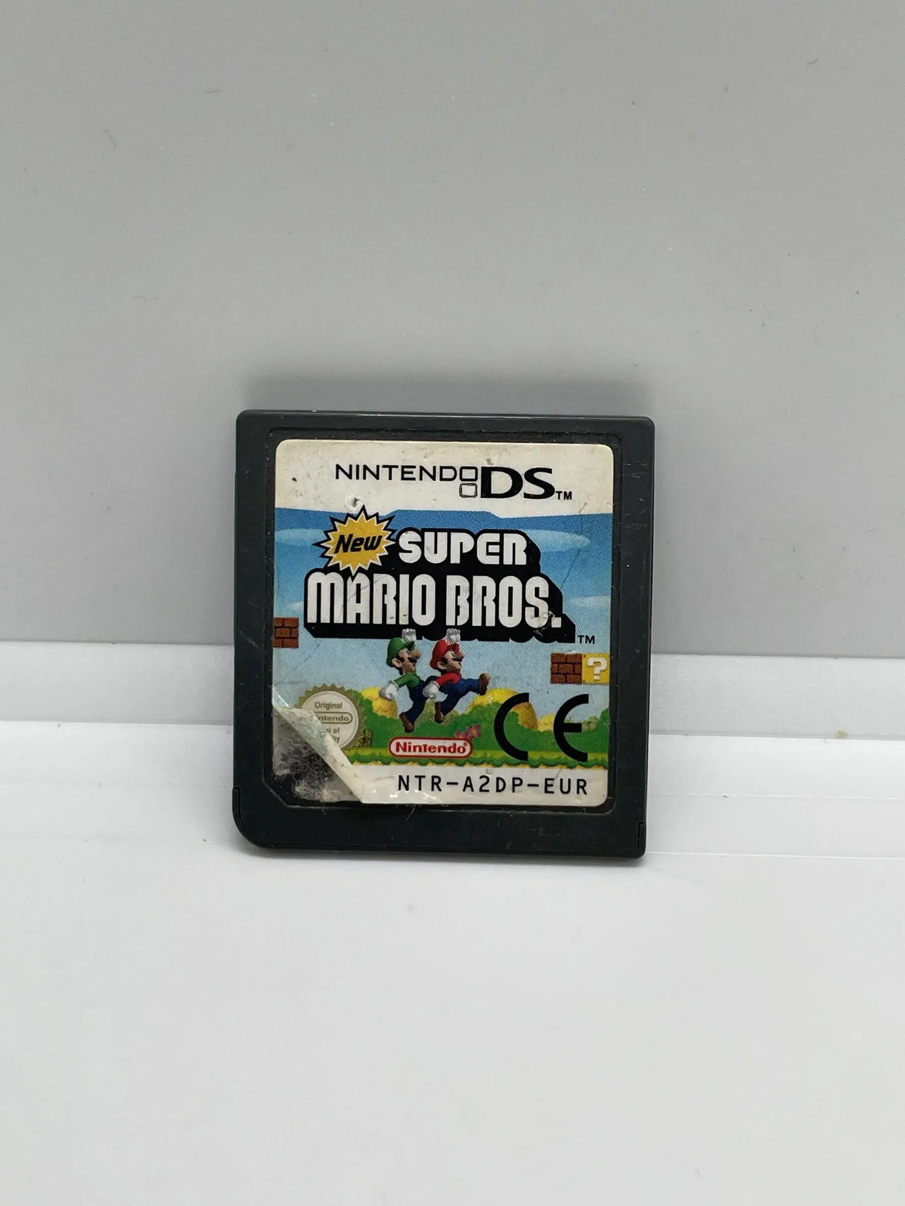 New Super Mario Bros. Nintendo DS (GAME CARD)