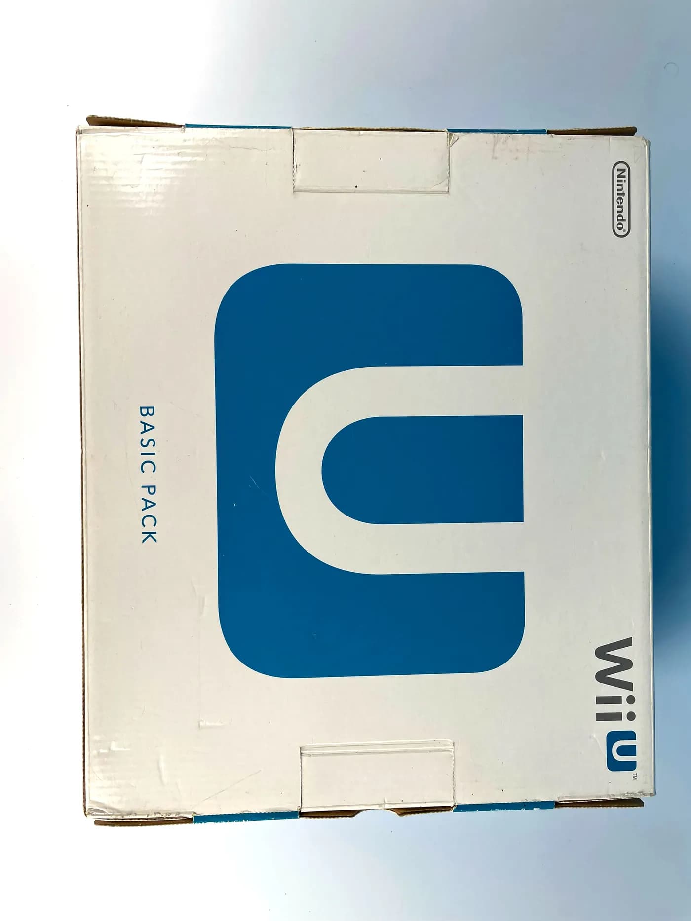 Nintendo Wii U Basic Pack White console