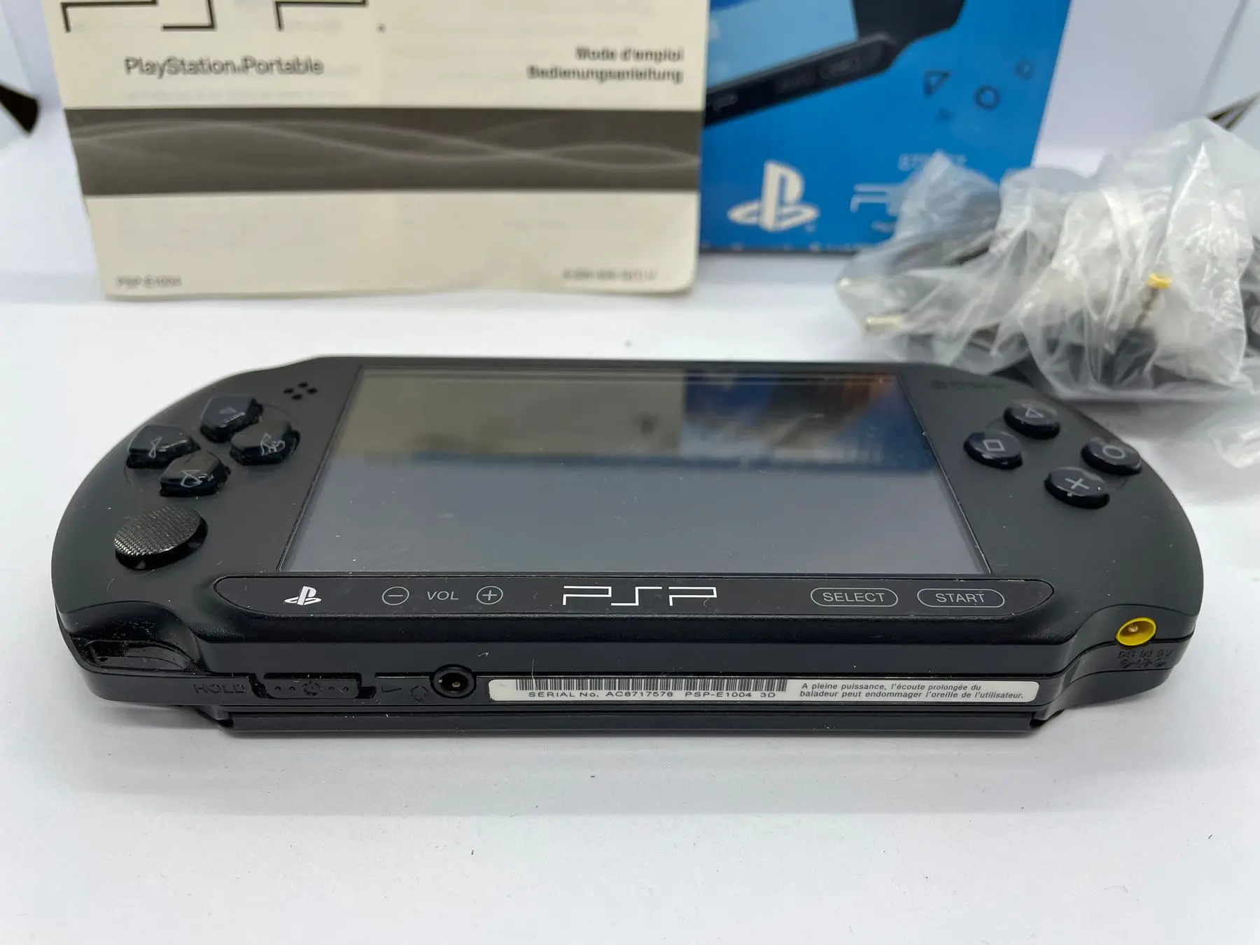 Console PSP Street PSP-E1004 CB