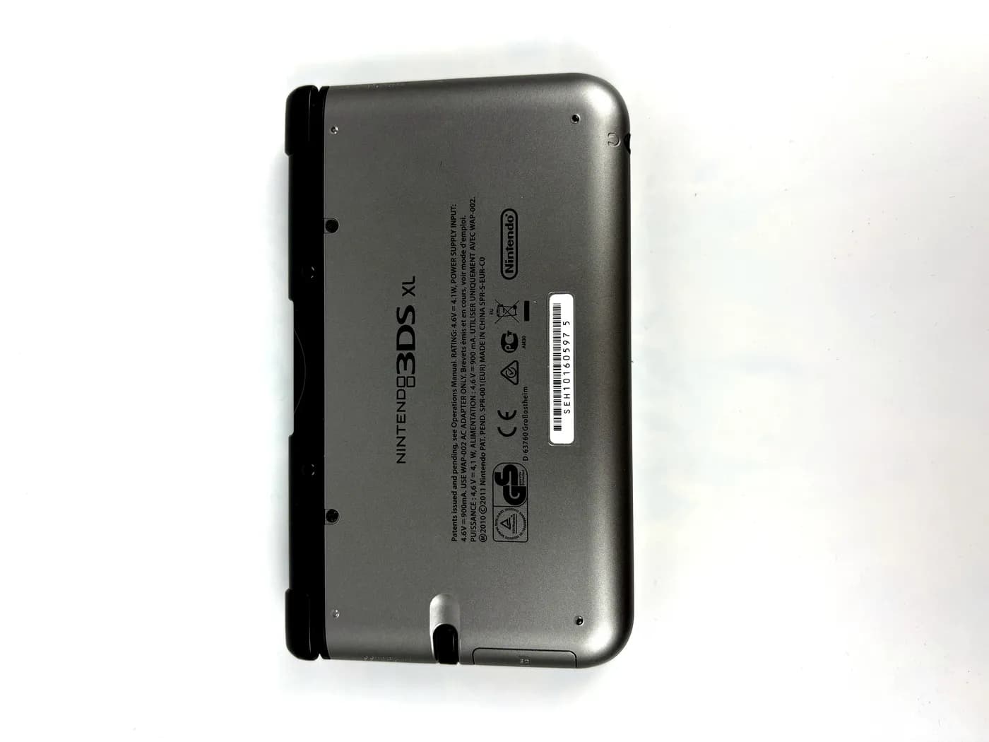 Nintendo 3DS XL Silver Console + Charger