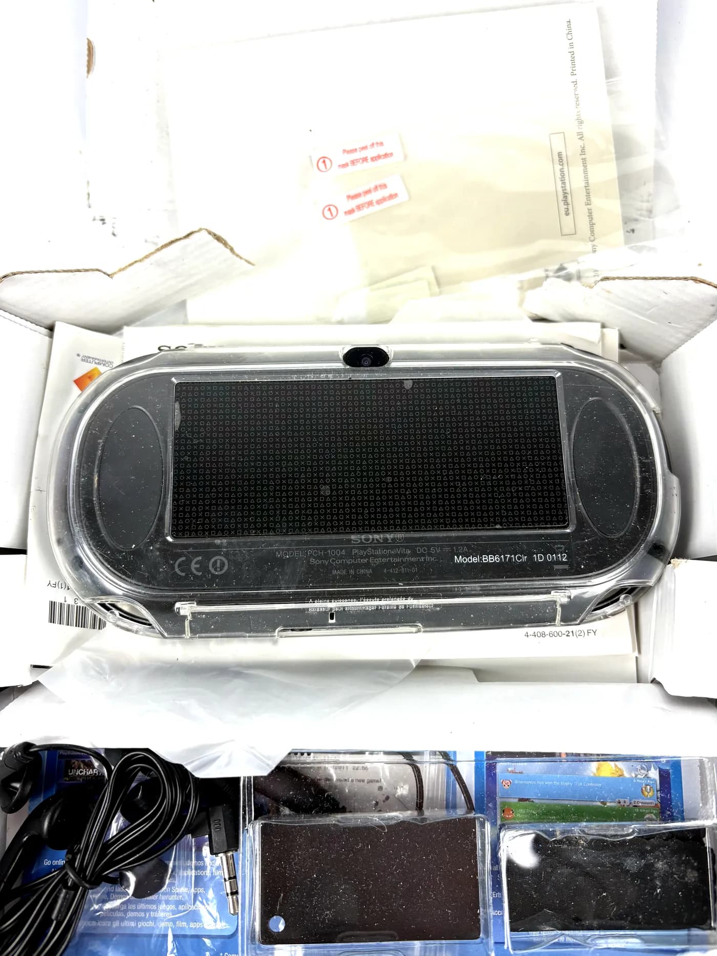 PlayStation Vita PCH-1004 Console + Box + Manual Set