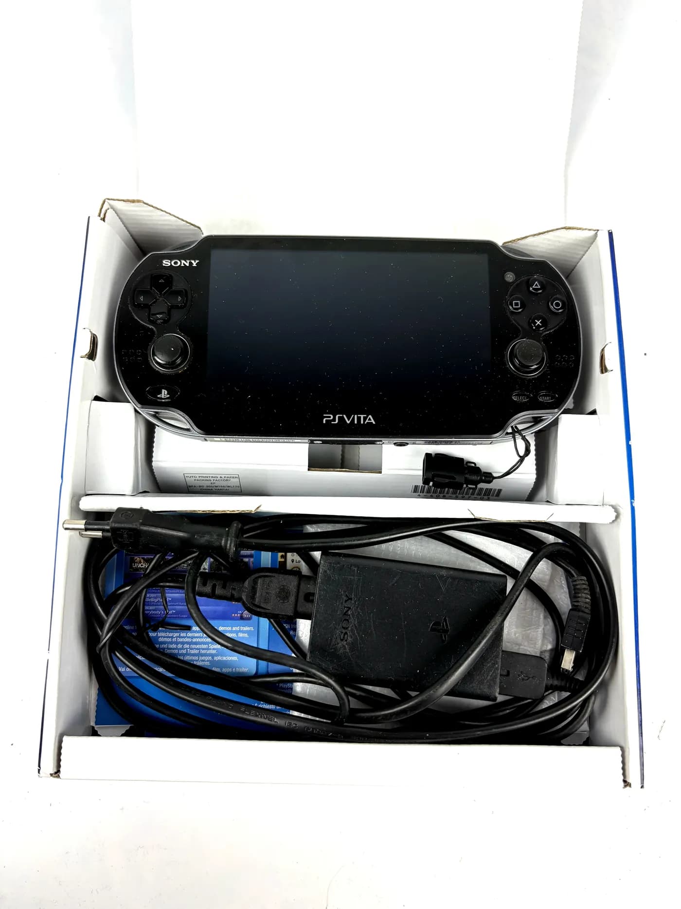PlayStation Vita PCH-1004 Console + Box + Manual Set