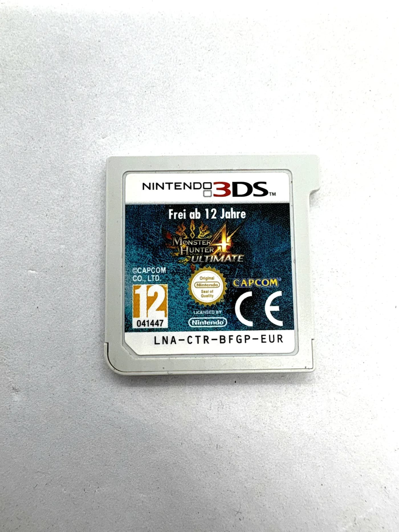 Monster Hunter 4 Ultimate Nintendo 3DS (game only)