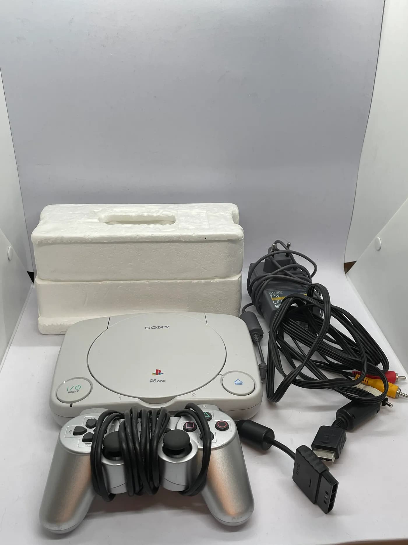 PS One PlayStation 1 SCPH-102 C Console + Box Set
