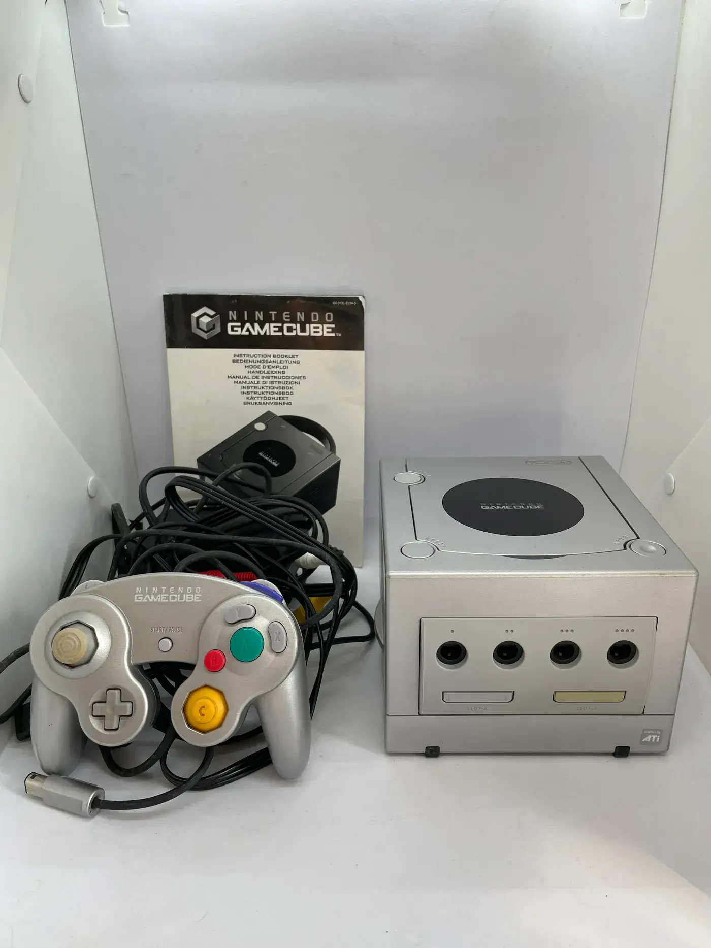 Nintendo GameCube Gray Console + Box + Manual Set