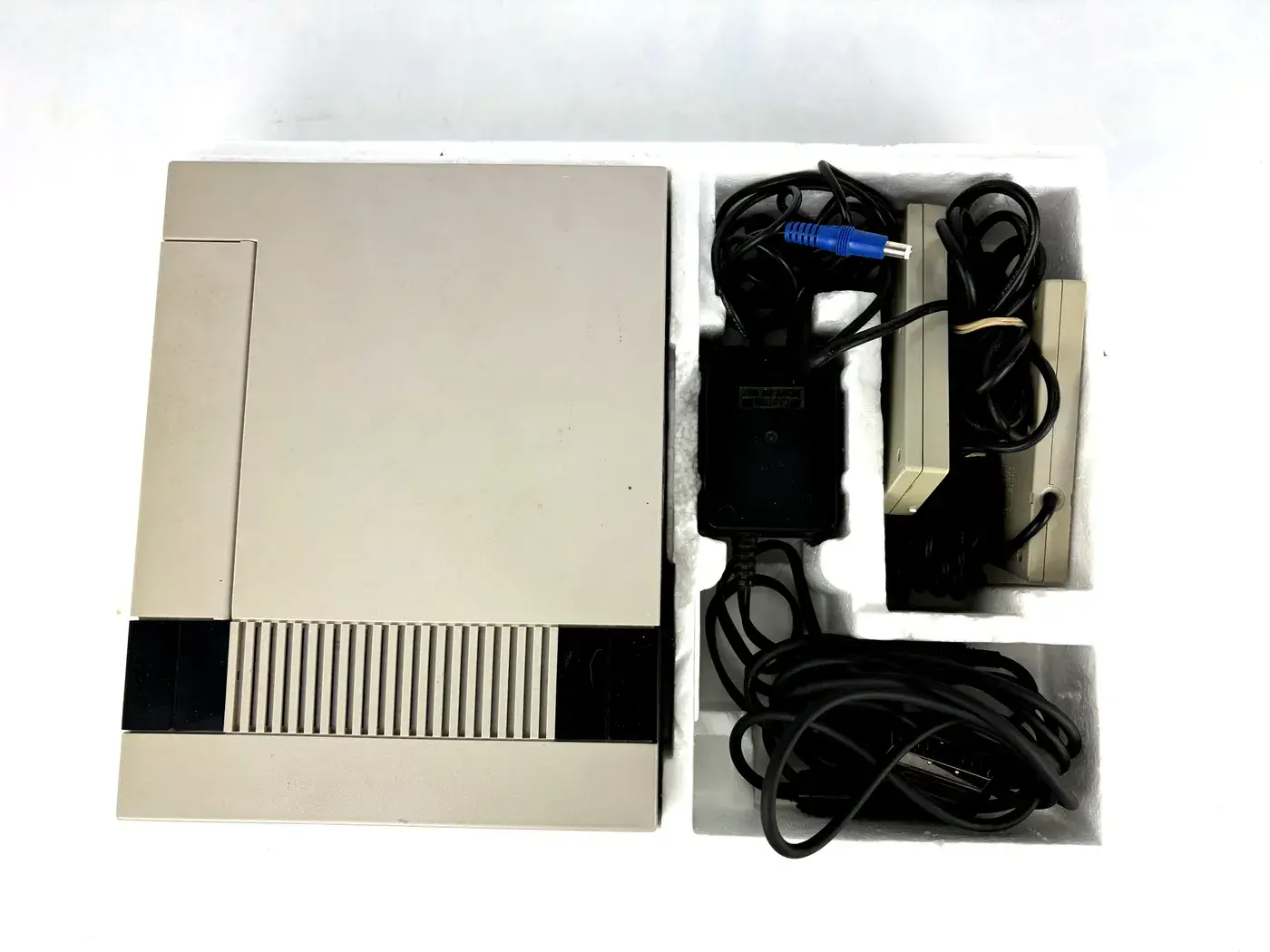 Nintendo NES Control Deck Complete