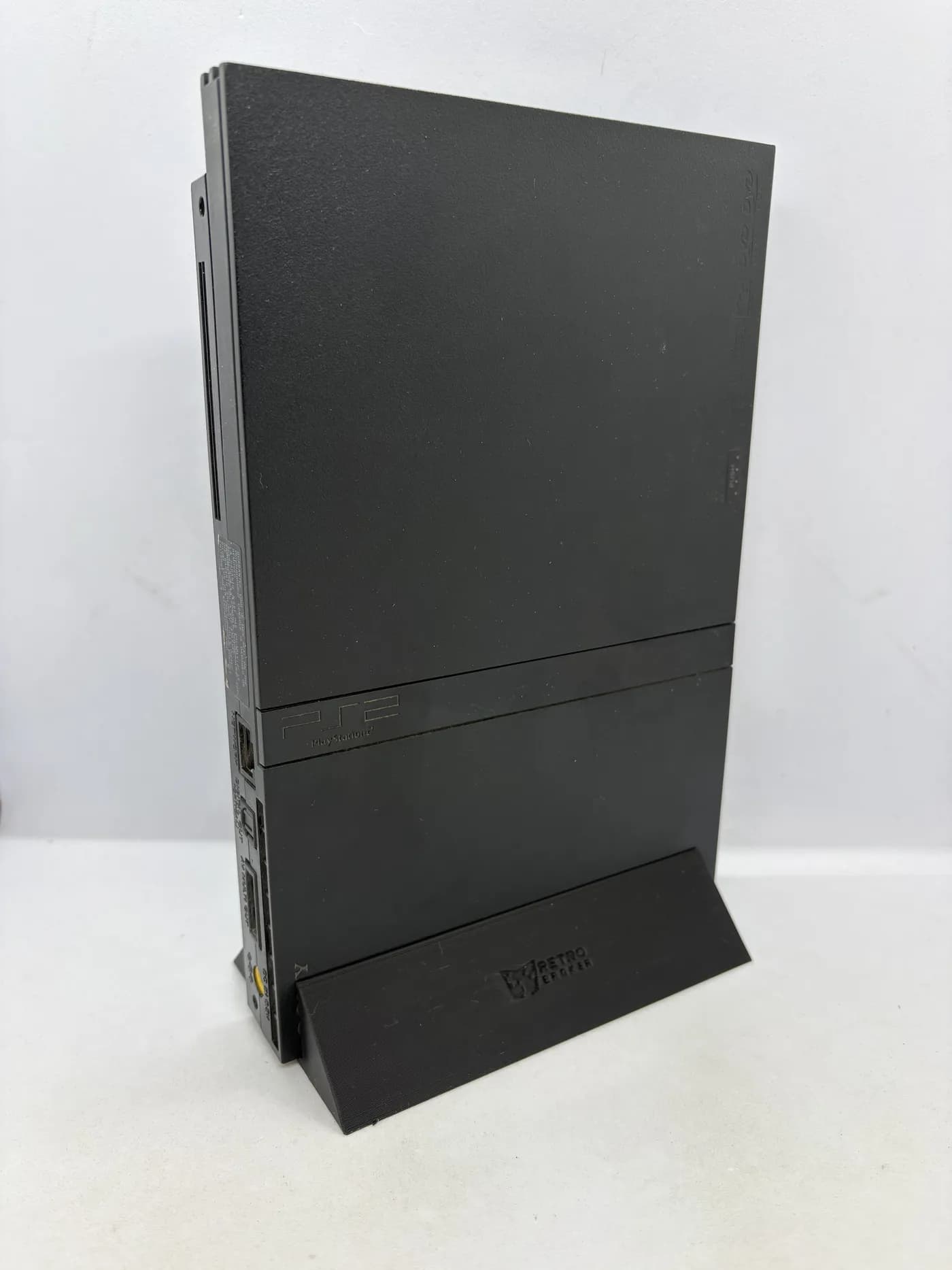 PlayStation 2 Slim — Verticale consolestandaard
